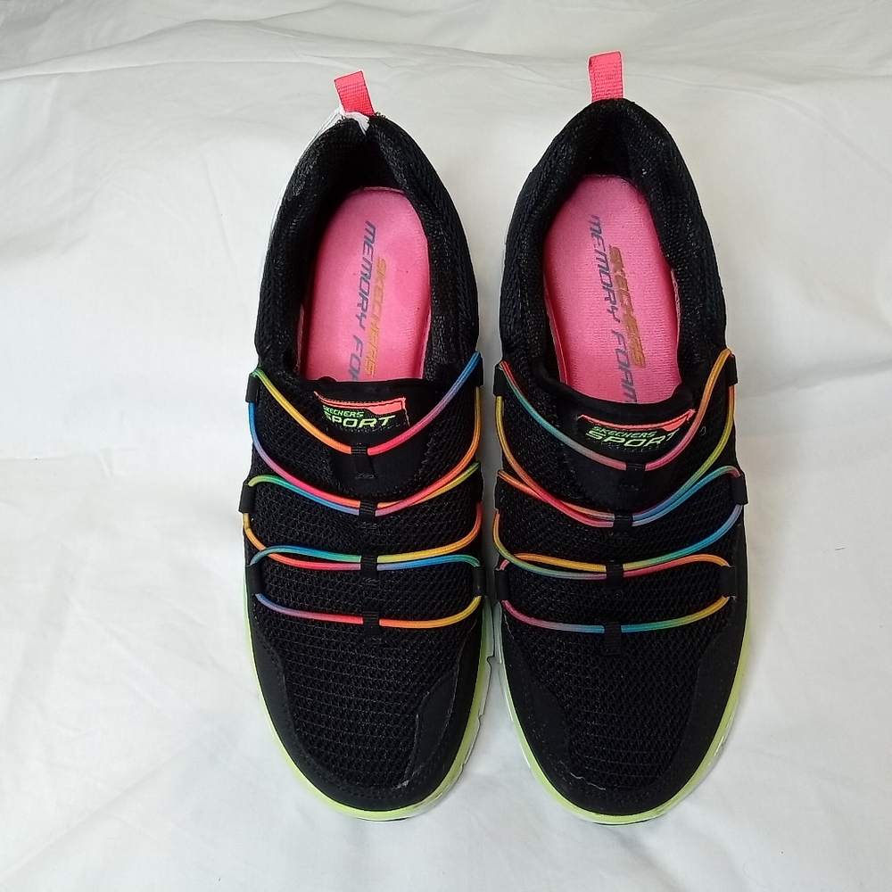 Skechers  Colorful Road Sneaker - Women's size 8
